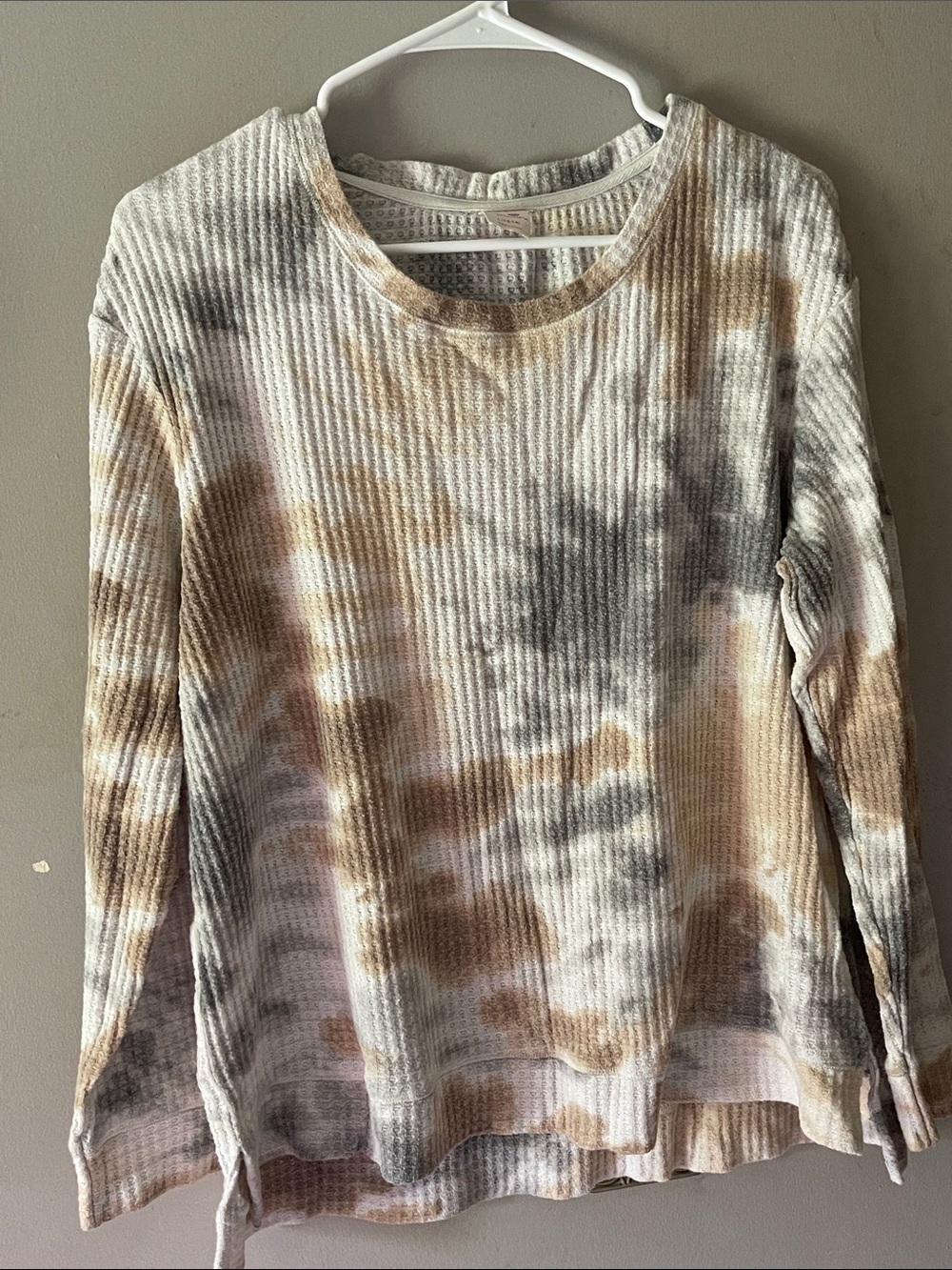 Secret Treasures Neutral Tie-Dye Waffle Long Sleeve Top